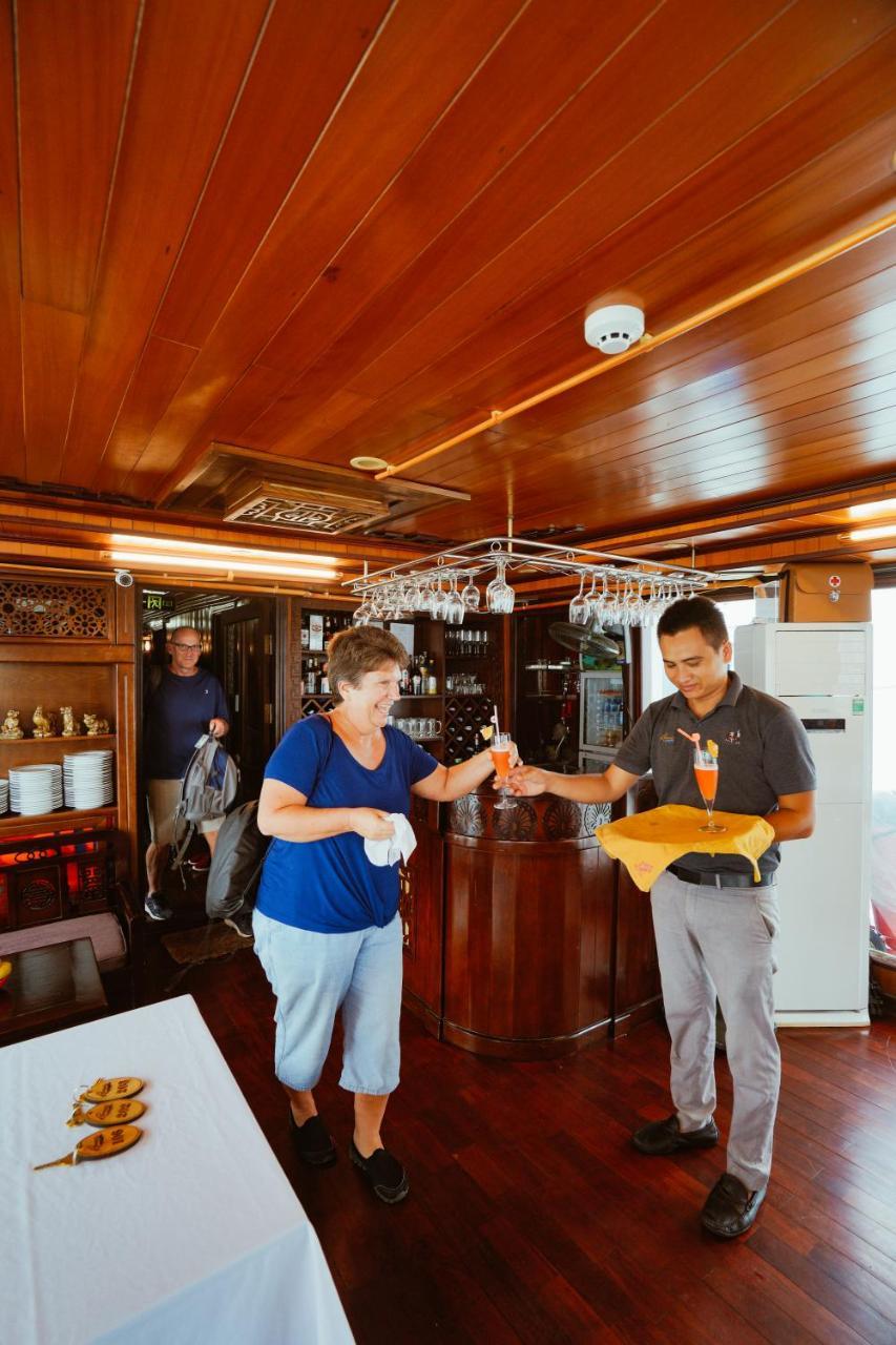 Hotel Renea Cruises Halong Ha Long Zewnętrze zdjęcie